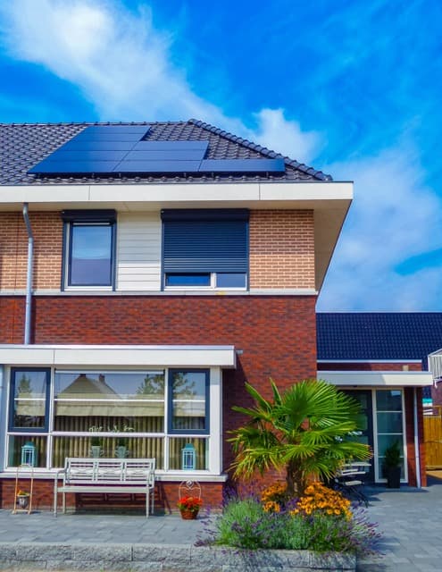 De zonnestralen blijven nog lang gratis: panelen leggen is zeldzaam winstgevend zonder premies!